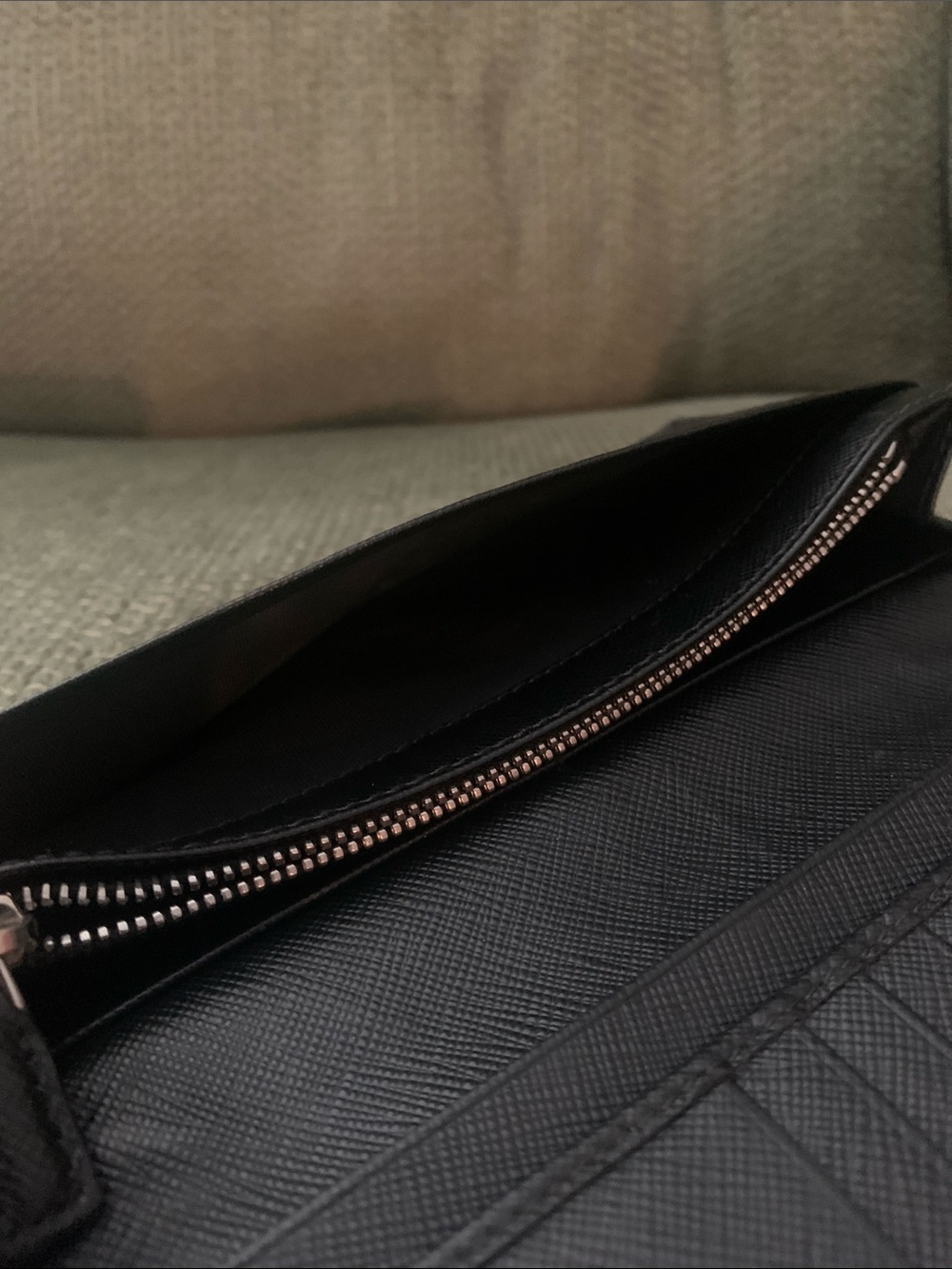 Prada Saffianno Leather Long Bifold Wallet - Picture 10 of 11